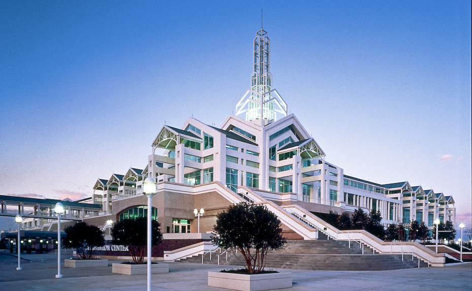 project_slide-mobile_convention_center.jpg