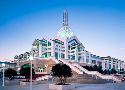 Series 300 metal roof protects the Mobile Convention Center from two decades of coastal storms and hurricanes Series 300 metal roof protects the Mobile Convention Center from two decades of coastal storms and hurricanes